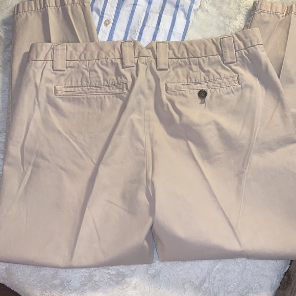 Gap Khakis Straight Leg low rise Size 10 - Picture 3 of 8